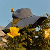US Stock Unisex Extra Large Brim Sun Bucket Hat with Adjustable Windproof Rope